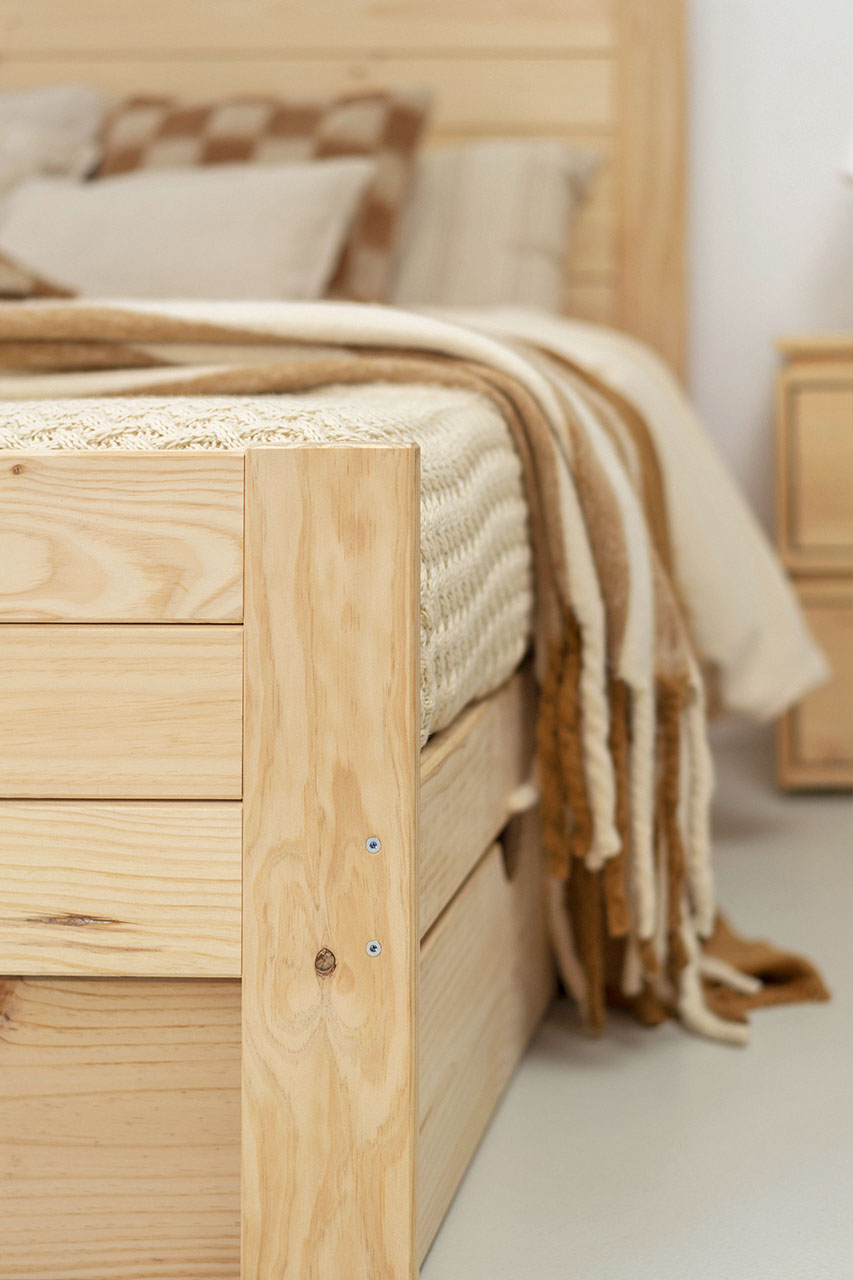 Imagen de ambiente 4 para:Cama doble de madera sostenible con cajones